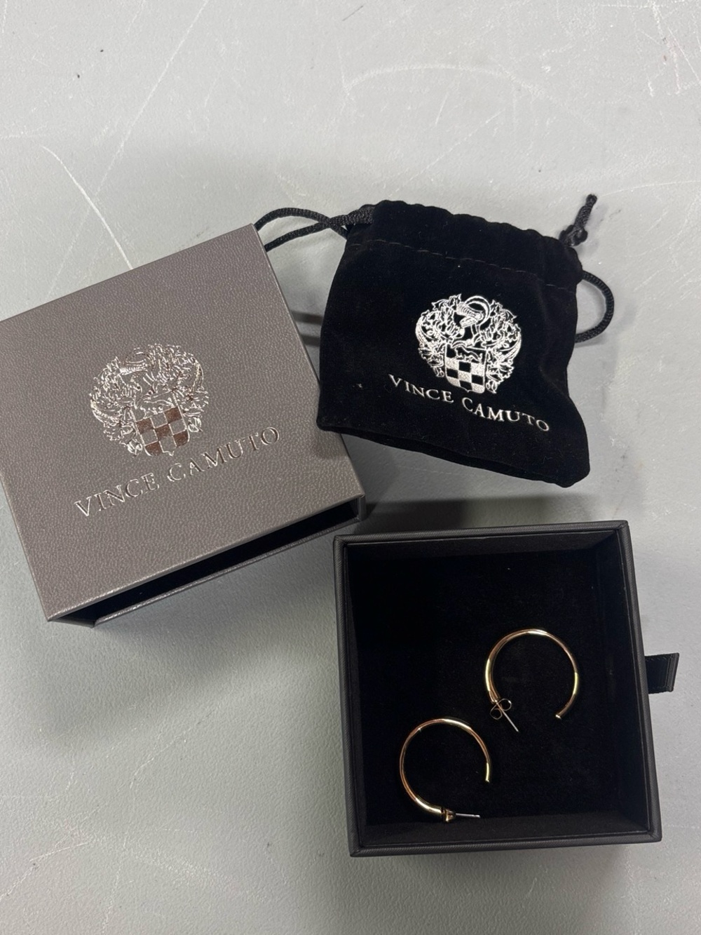 Vince Camuto polished gold hoop earrings